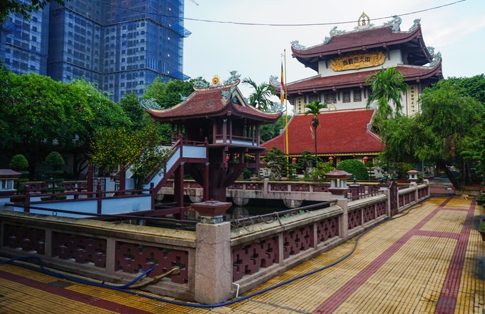 Chùa Một Cột hơn 50 năm tuổi ở Sài Gòn