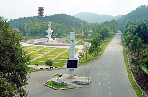 Thị trấn Đồng Lộc được thành lập có khu di tích lịch sử cấp quốc gia đặc biệt Ngã ba Đồng Lộc trên đường Hồ Chí Minh huyền thoại.