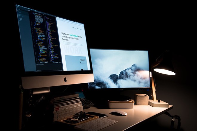 Người dùng đã có thể mua iMac 2019 tân trang với giá tiết kiệm 15%
Ảnh: AFP.