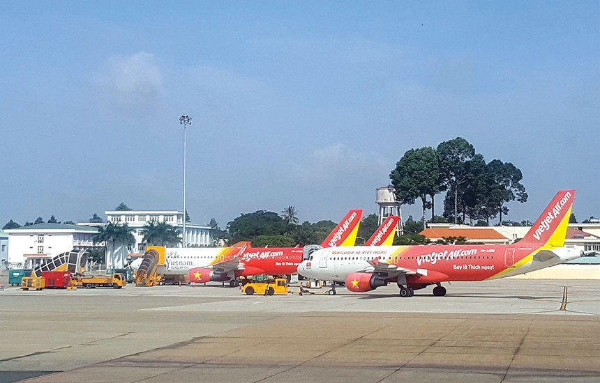 Quá tải cơ sở hạ tầng, chờ các dự án bom tấn