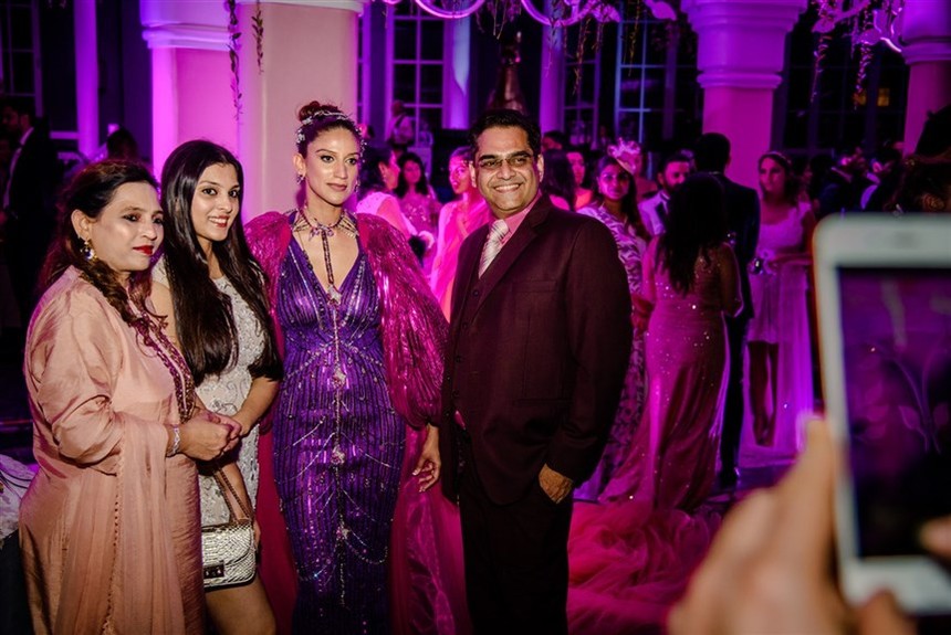 Nhân sự của hệ thống các khu du lịch, nghỉ dưỡng thuộc Tập đoàn Sun Group đòi hỏi nhiều kỹ năng chuyên nghiệp.