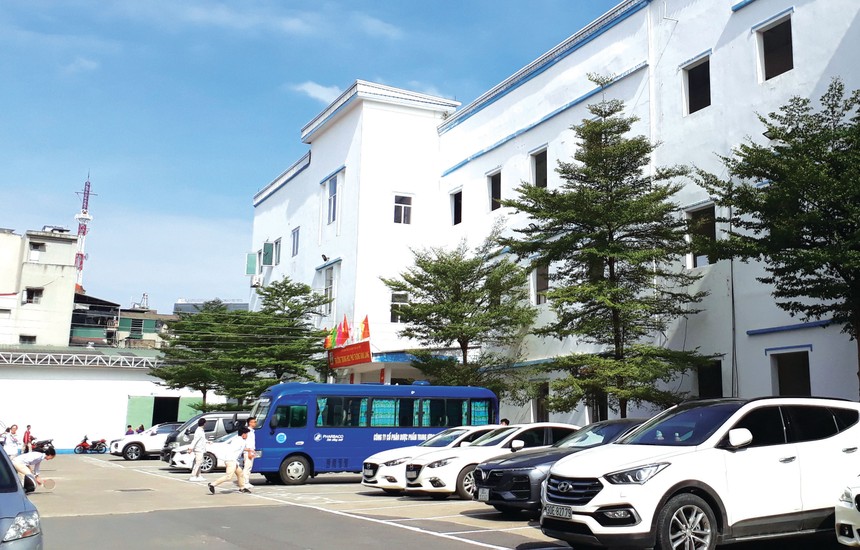 Pharbaco thuê đất của Nhà nước để sản xuất - kinh doanh dược phẩm nhưng cho nhiều đơn vị thuê lại một phần diện tích.