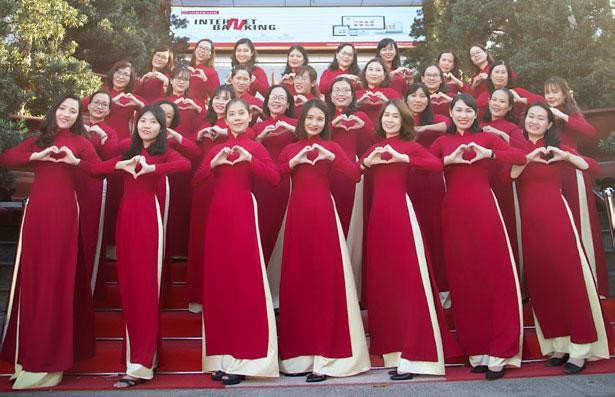 Các sản phẩm dịch vụ của Agribank ngày càng cải thiện.