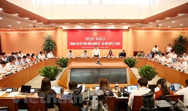 Ủy ban Nhân dân thành phố Hà Nội họp báo thông tin về tình hình kinh tế-xã hội quý 2. (Ảnh: Xuân Quảng/Vietnam+).