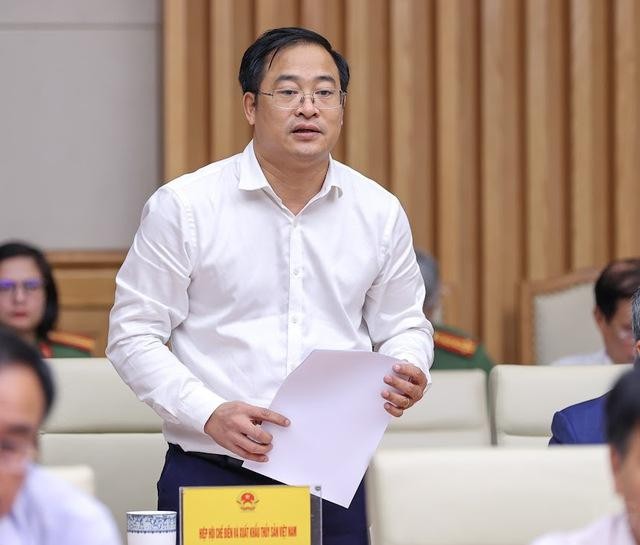 Ông Nguyễn Hoài Nam, Phó tổng Thư ký Vasep báo cáo tại Hội nghị Thủ tướng Chính phủ với doanh nghiệp sáng 11/8.