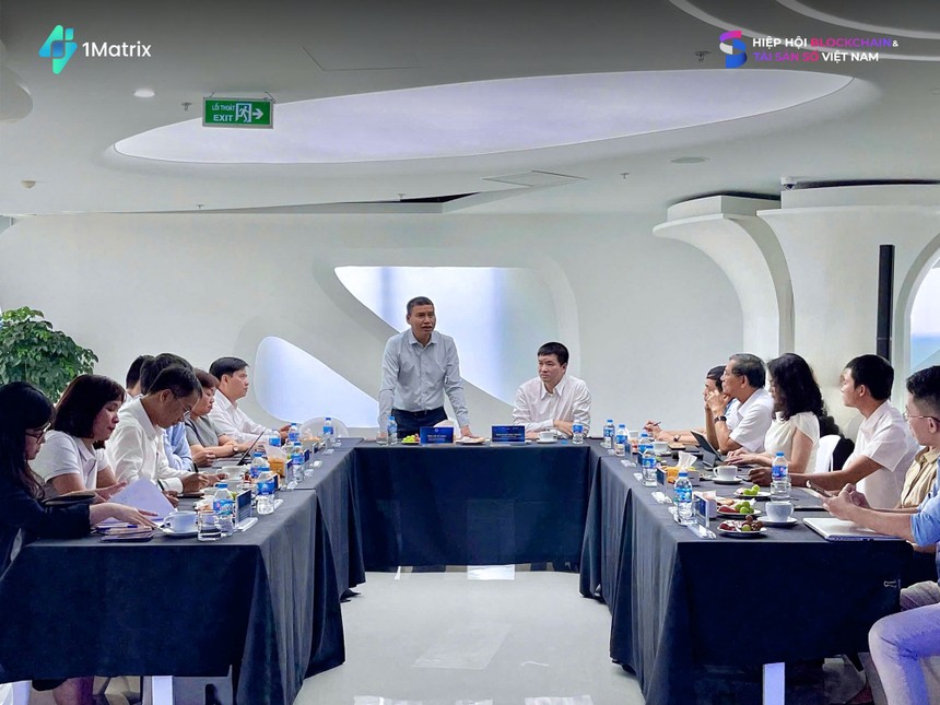 Ông Hồ Kỳ Minh, Phó Chủ tịch Thường trực UBND thành phố Đà Nẵng bày tỏ sự ủng hộ với Mạng VBSN và các nỗ lực mà Công ty 1Matrix, VBA đang thực hiện.