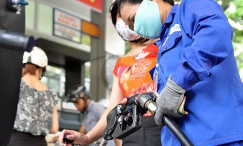 Bộ Tài chính không đồng tình vớiquan điểm cho rằngthuế đang chiếm hơn một nửagiá xăng dầu.