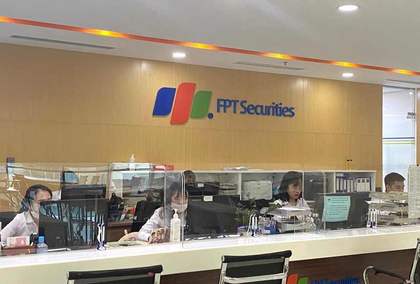 Chứng khoán FPT (FTS): Cổ đông lớn Nhật Bản đăng ký mua 2,1 triệu cổ phiếu