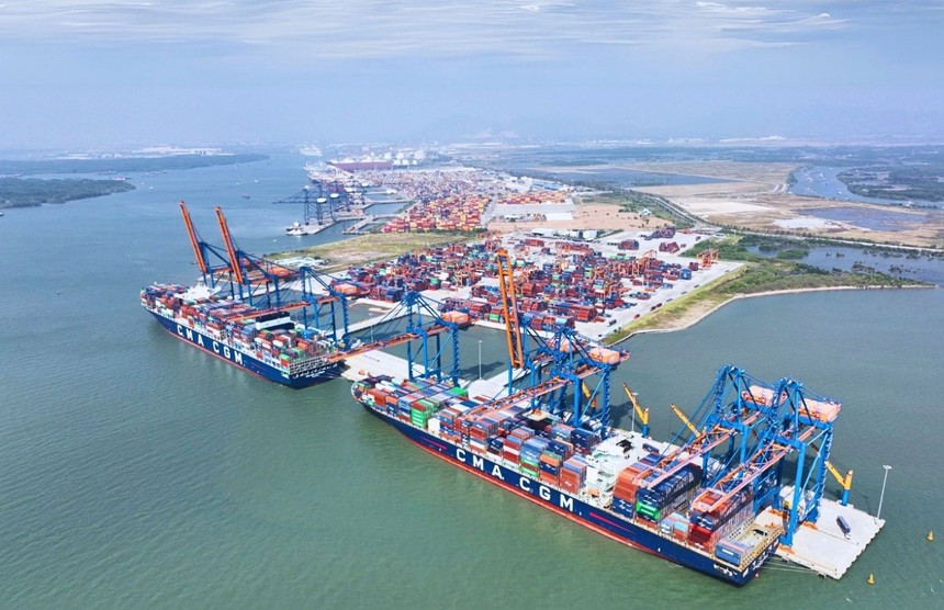 Lợi nhuận nhóm vận tải biển, hàng không được dự báo tăng trưởng tích cực trong quý III/2025