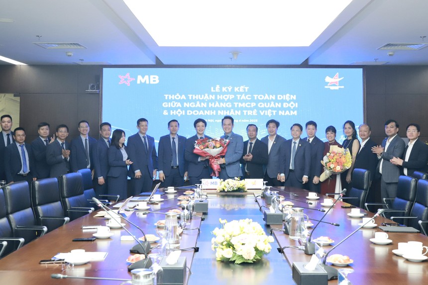 MB và Hội Doanh nhân trẻ Việt Nam (VYEA) ký kết thỏa thuận hợp tác toàn diện