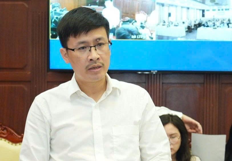 Ông Hoàng Minh Tiến, Phó Cục trưởng Cục Công nghệ Thông tin, Ngân hàng Nhà nước phát biểu tại Họp báo