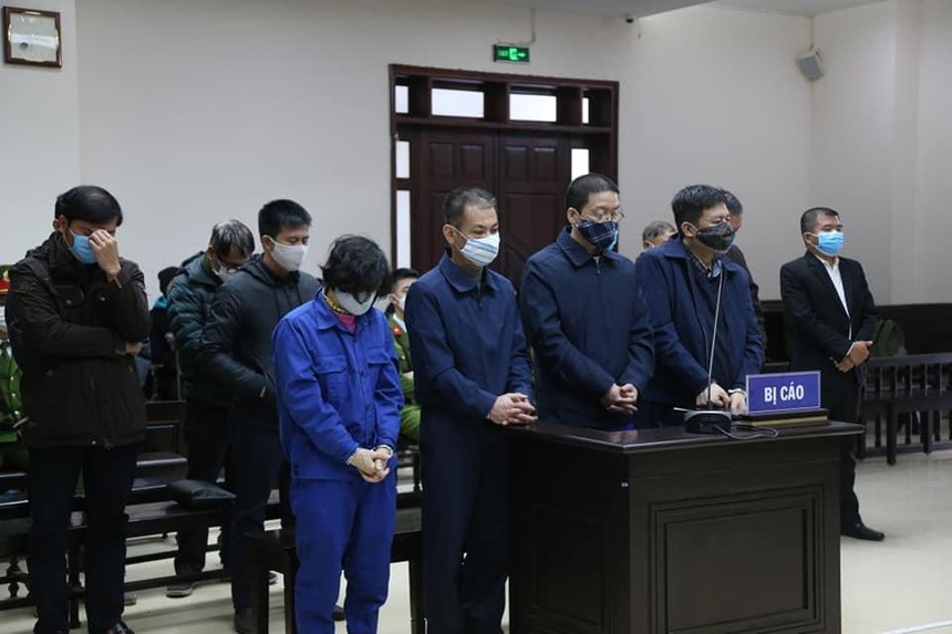 Thiếu tướng quân đội "dởm" lừa gần 100 tỷ đồng lĩnh án chung thân