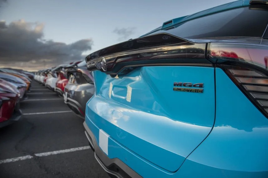 EU điều chỉnh mức thuế áp dụng đối với xe điện nhập khẩu từ Trung Quốc