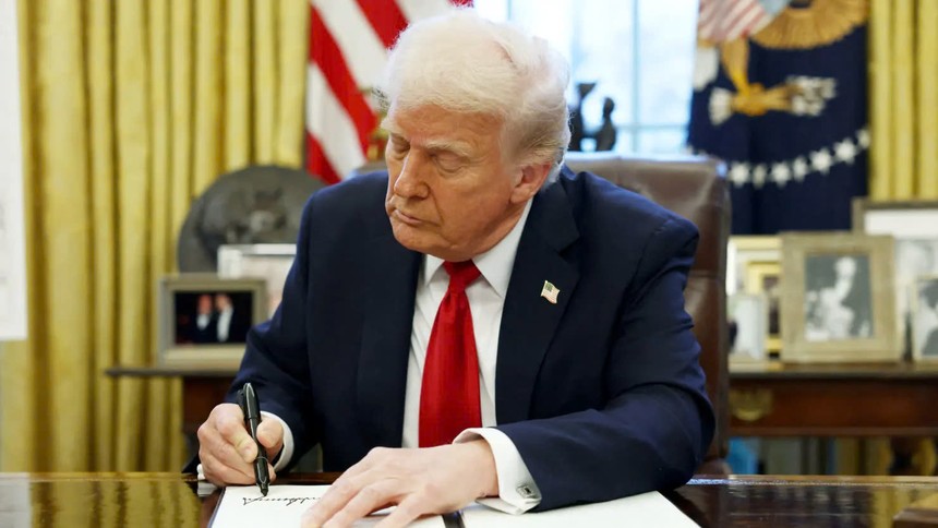 Tổng thống Trump dọa sẽ áp mức thuế lớn hơn nếu EU và Canada liên kết gây tổn hại kinh tế Mỹ