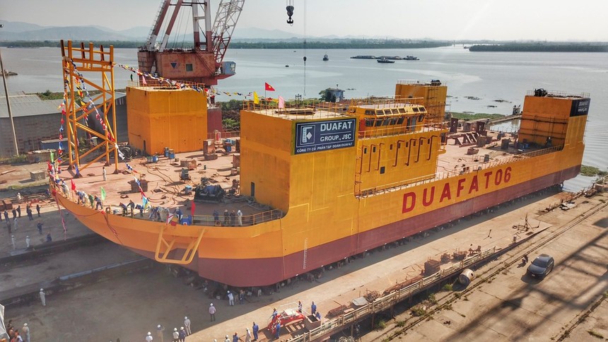 Tập đoàn Đua Fat (DFF) bị phạt 470 triệu đồng do vi phạm hàng loạt nghĩa vụ công bố thông tin