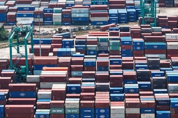 Cuộc chạy đua 90 ngày của các công ty Mỹ để mua hàng Trung Quốc