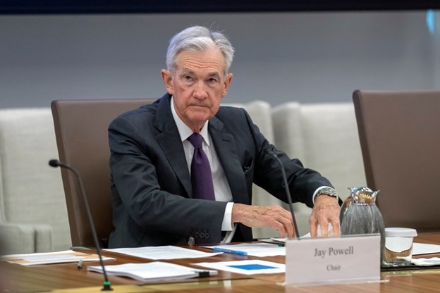 Chủ tịch Fed để ngỏ khả năng cắt giảm lãi suất trong tương lai