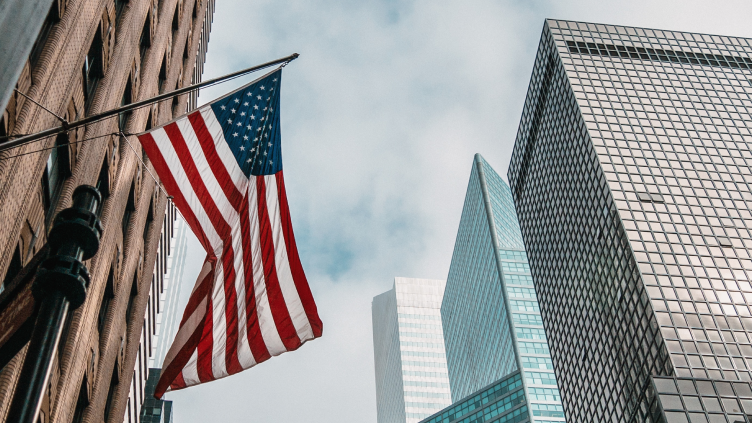 Cuộc đua giữa ngân hàng truyền thống và stablecoin đang nóng lên