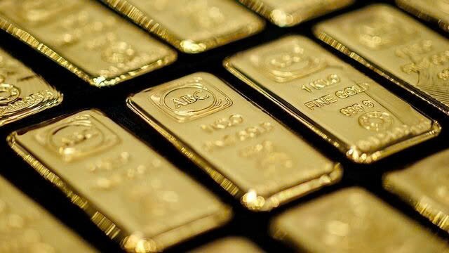 Đằng sau đà tăng kỷ lục của giá vàng