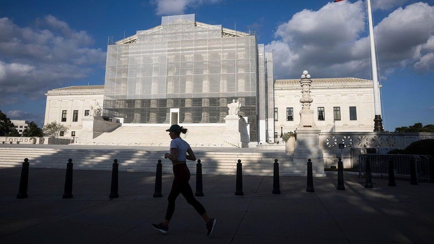 Tòa án Tối cao Mỹ cân nhắc phạm vi quyền hạn thương mại của Tổng thống Trump