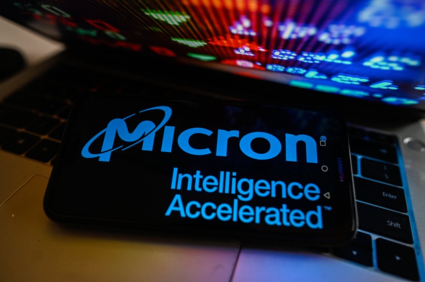 Micron cảnh báo tình trạng thiếu chip nhớ do AI đang ở mức độ chưa từng có