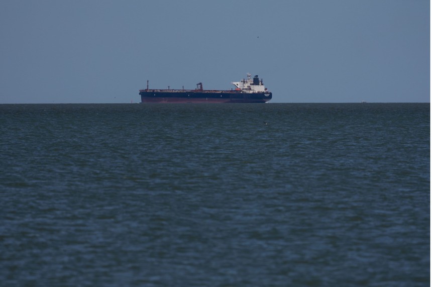 Giá dầu Brent giao ngay tăng vọt lên 141 USD, mức cao nhất kể từ năm 2008