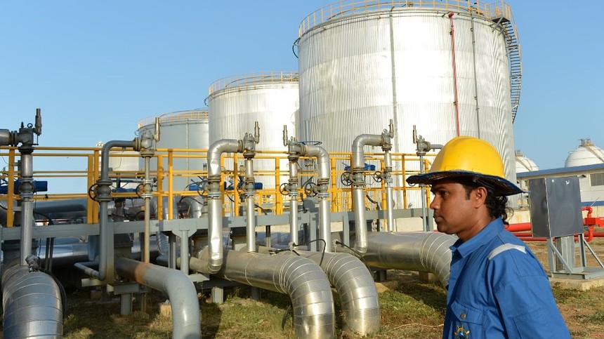 Cú sốc dầu Iran gợi nhớ khủng hoảng năm 1997, nhưng lịch sử có thể không lặp lại