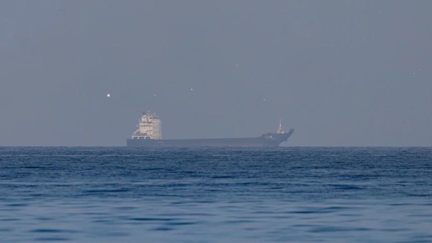 Lưu lượng tàu chở dầu qua eo biển Hormuz sẽ không sớm trở lại bình thường