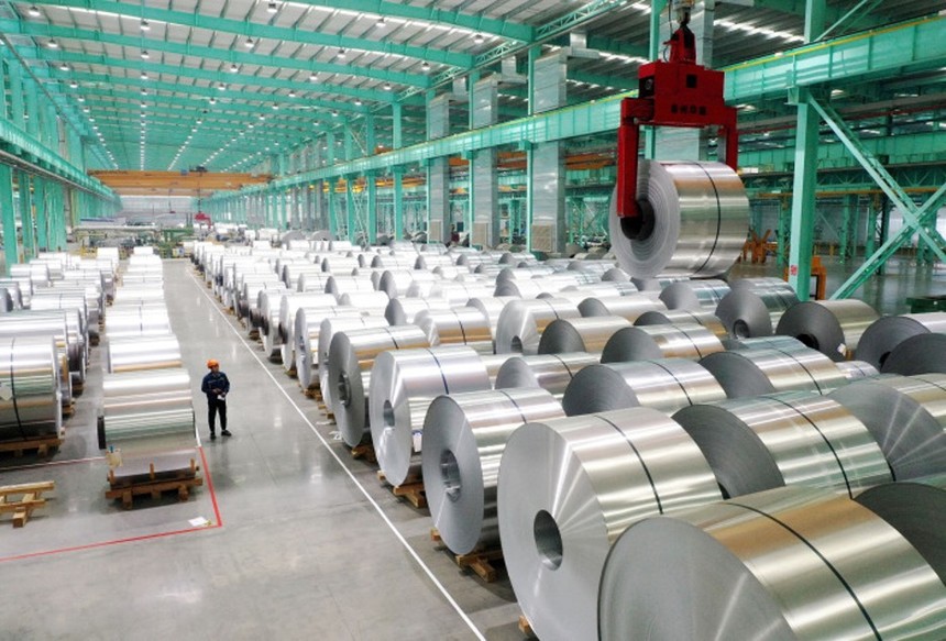 Xung đột Trung Đông đẩy giá nhôm tăng, gây áp lực lên ngành sản xuất