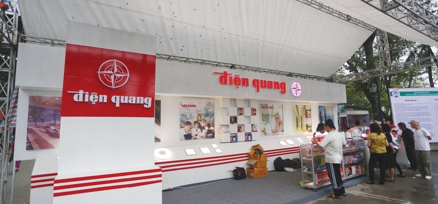Điện Quang (DQC): Cổ phiếu được đưa ra khỏi diện cảnh báo và kiểm soát