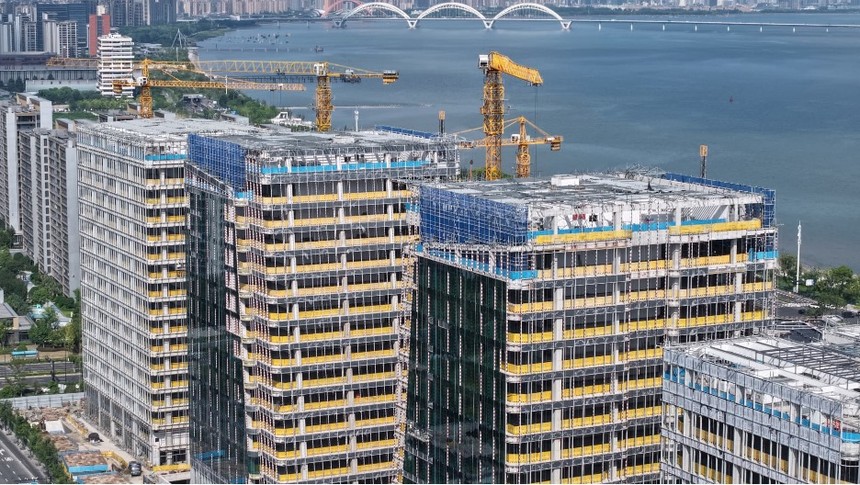 Sau nhiều năm lao dốc, bất động sản Trung Quốc sắp bước vào chu kỳ hồi phục 