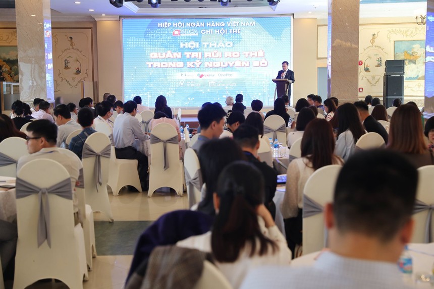 Kinh doanh thẻ: Rủi ro phát sinh tương ứng với xu hướng thị trường