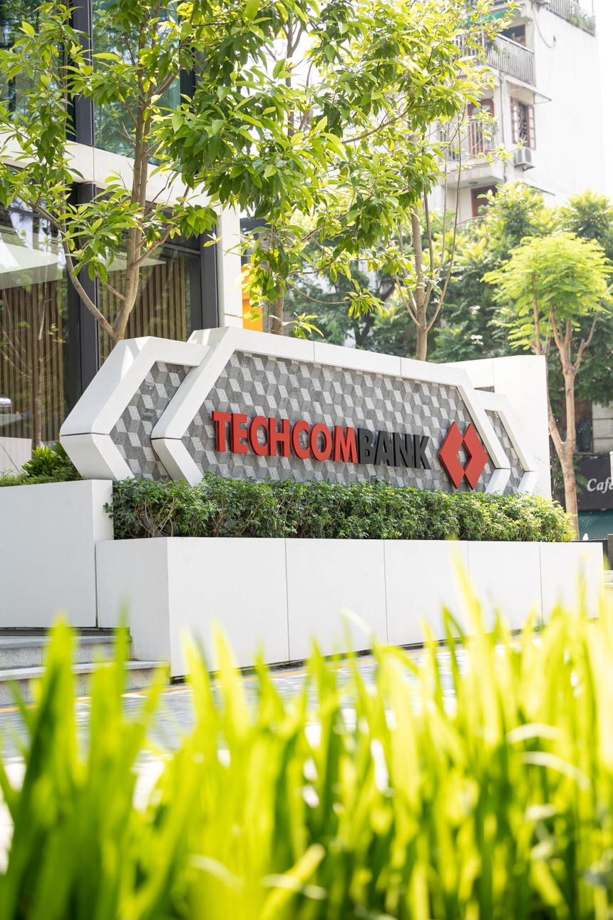 Techcombank (TCB) đạt 8,9 nghìn tỷ đồng lợi nhuận, tăng trưởng 22,6%