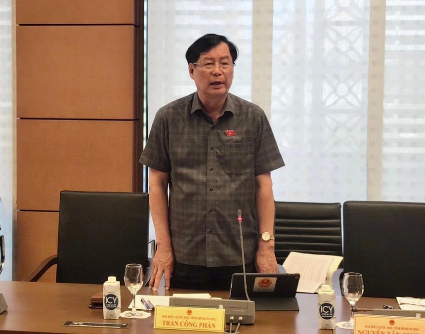 Đại biểu Trần Công Phàn (đoàn TP. Hồ Chí Minh)