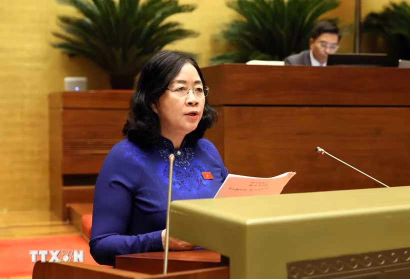 Cử tri lo ngại lừa đảo sử dụng AI, hàng giả và chậm giải quyết thủ tục đất đai