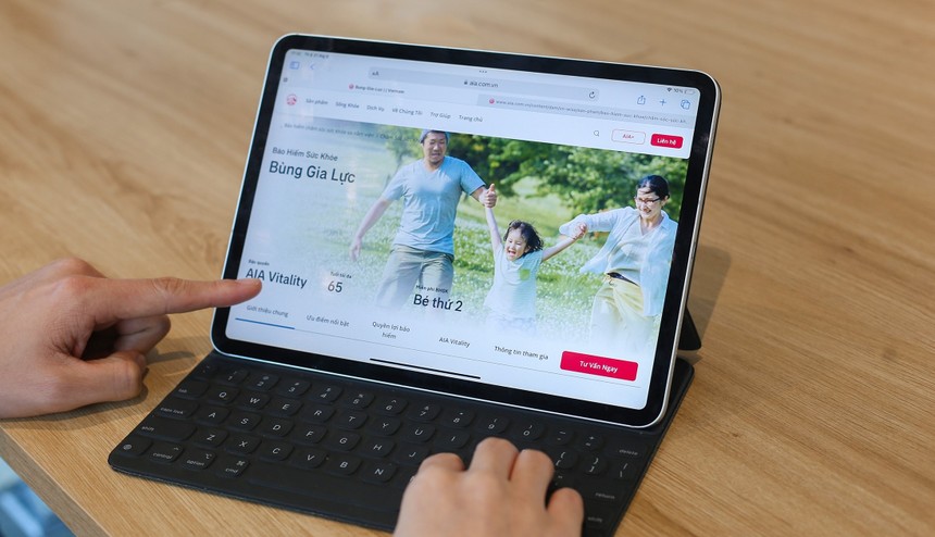 AIA Việt Nam ra mắt sản phẩm bảo hiểm sức khỏe Bùng Gia Lực