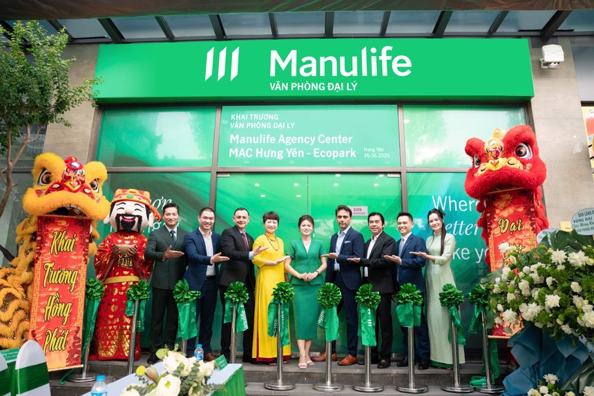 Cùng với việc khai trương MAC Hưng Yên - Ecopark, Manulife tuyển dụng nhiều vị trí như giám đốc kinh doanh bảo hiểm, tư vấn viên. Ảnh: Anh Huy