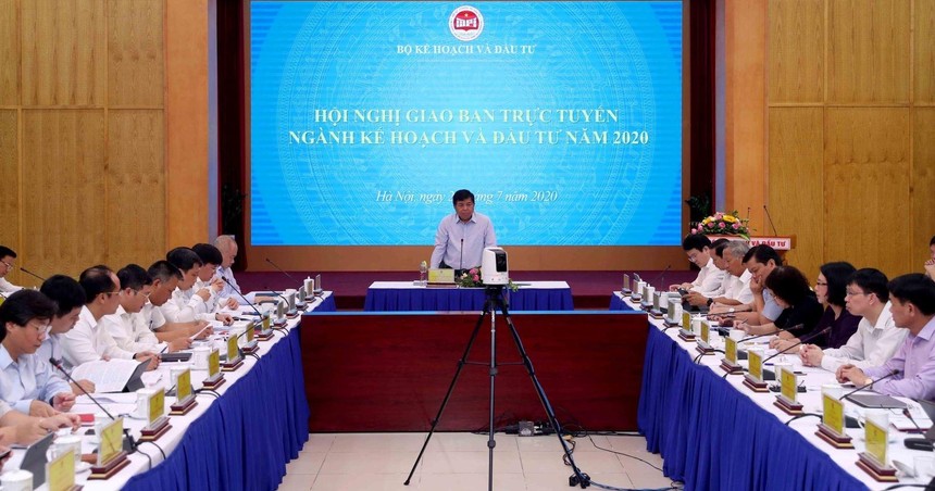 Tiếp tục đẩy mạnh triển khai các giải pháp tháo gỡ khó khăn, thúc đẩy tăng trưởng trong 6 tháng cuối năm 