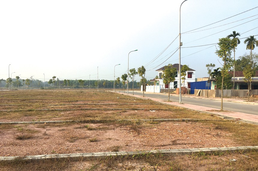 Tháng 5, đất nền hết sốt