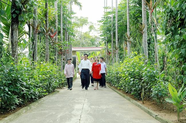 Nhiều địa phương ở Hà Tĩnh sau khi đạt chuẩn nông thôn mới đã bắt tay vào xây dựng nông thôn mới nâng cao, nông thôn mới kiểu mẫu.