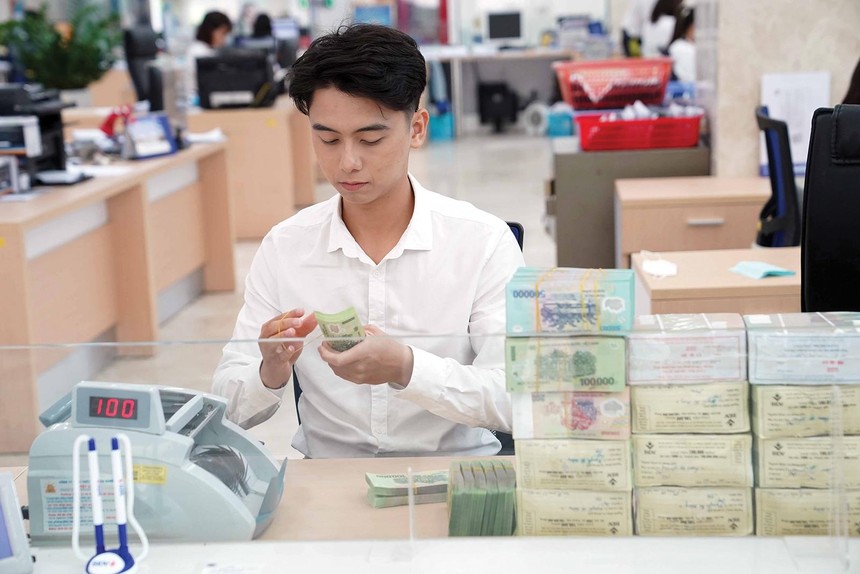 Nhiều ngân hàng đang tăng lãi suất huy động kỳ hạn dài để cơ cấu lại nguồn