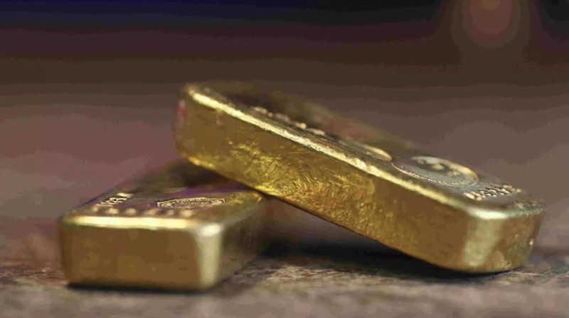 Vàng tăng mạnh trước sức ép thương mại và lạm phát, nhưng rủi ro điều chỉnh đang đến gần