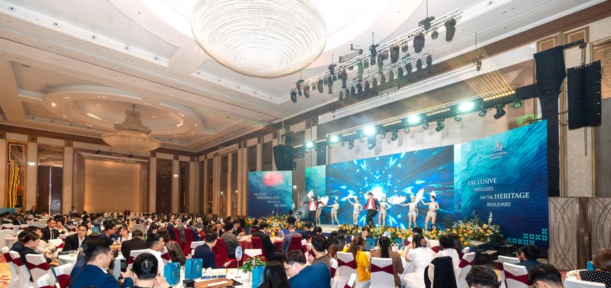 Lễ giới thiệu Bộ sưu tập dinh thự mặt biển duy nhất tại Đà Nẵng thu hút sự quan tâm của đông đảo khách hàng.