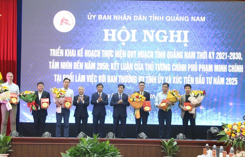 Tỉnh Quảng Nam đã trao chứng nhận đầu tư cho nhiều dự án tại sự kiện xúc tiến đầu tư năm 2025.
