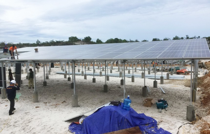 Thi công Dự án điện mặt trời DoWha Lệ Thuỷ.