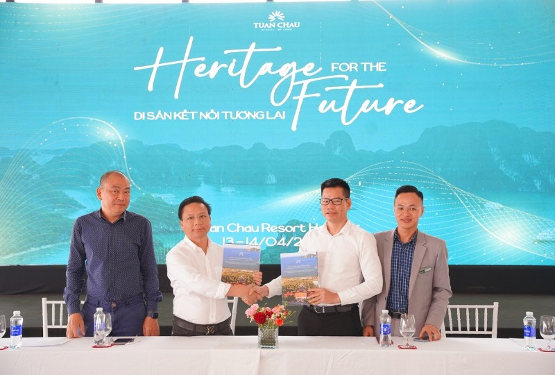 Tập đoàn Tuần Châu và CLB Lữ hành Unesco Hà Nội ký kết hợp tác chiến lược. 