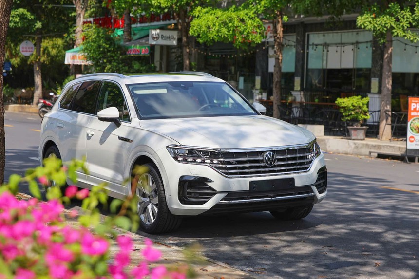 Sở hữu xe sang Volkswagen Touareg với ưu đãi độc quyền 0% lãi suất trong 12 tháng đầu