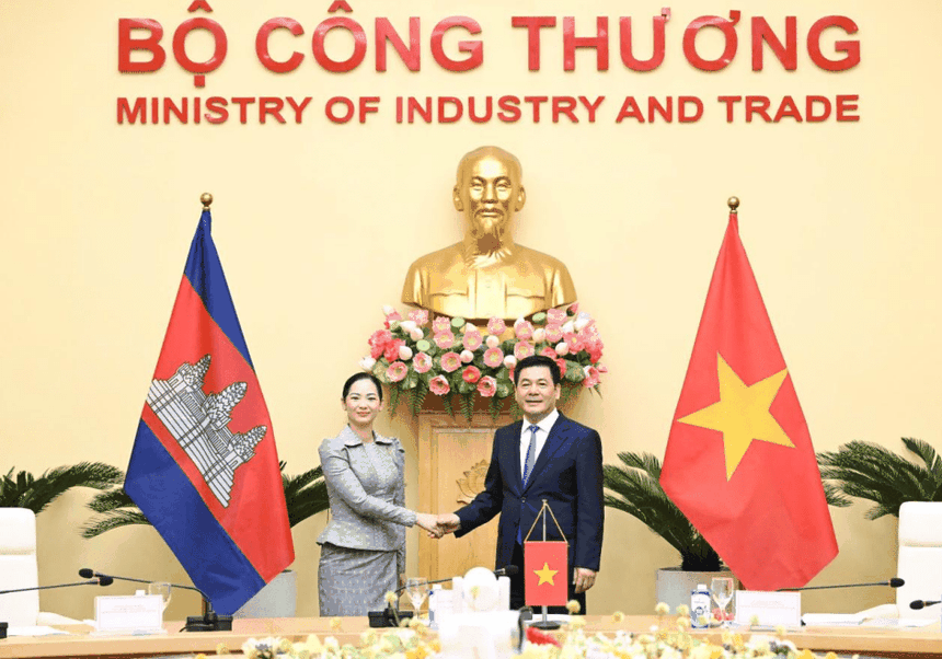 Sớm nâng thương mại song phương Việt Nam - Campuchia lên 20 tỷ USD 