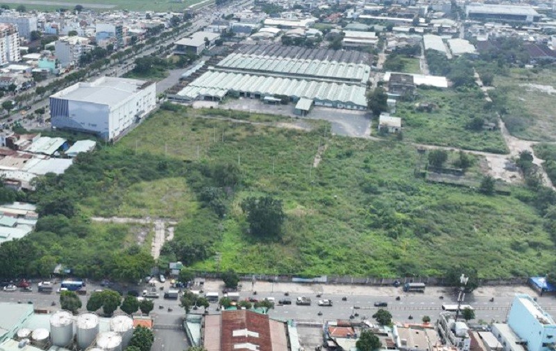 Khu đất I/82 A phường Tây Thạnh, quận Tân Phú hiện là khu đất trống nên thuận lợi cho việc thực hiện mô hình TOD dọc tuyến metro số 2 (Bến Thành - Tham Lương).