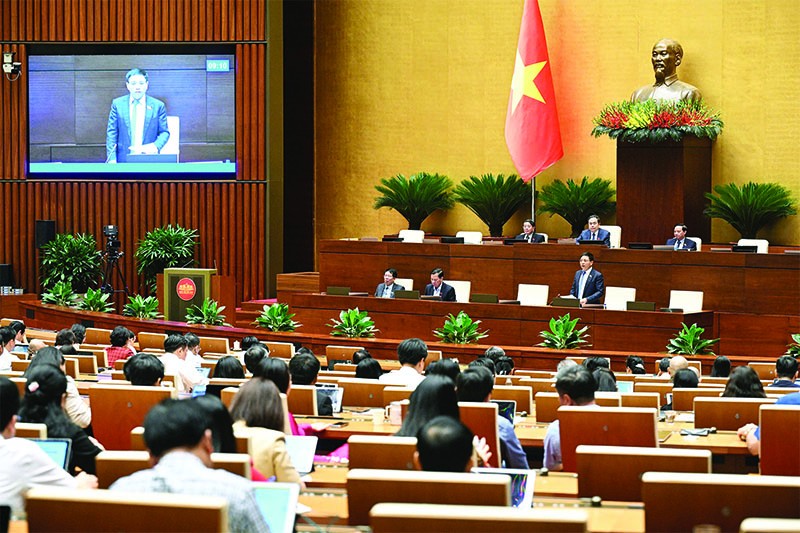 Phiên thảo luận toàn thể về Dự thảo Luật Ngân sách nhà nước sửa đổi 